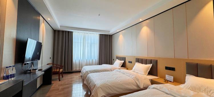 曲麻莱高原野牦牛大酒店图片