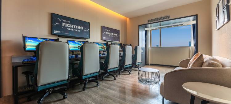 网鱼电竞酒店(广州东站天河体育中心店)图片