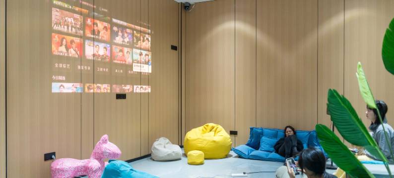 看山是山·江畔花园民宿(丹巴甲居藏寨店)图片