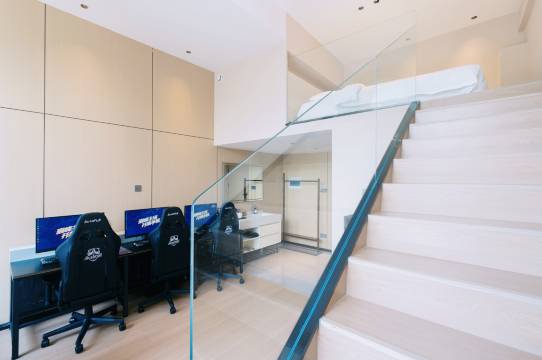 巅峰主场电竞酒店(唐山文化路店)