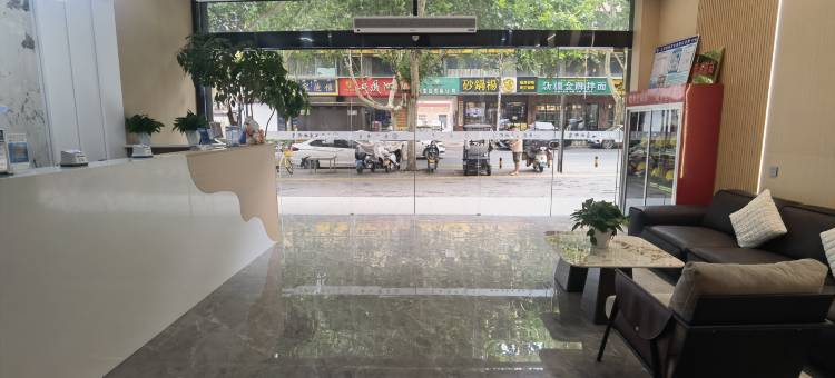 乔苑酒店(长安区韦曲街道中心学校航天城地铁站店)图片