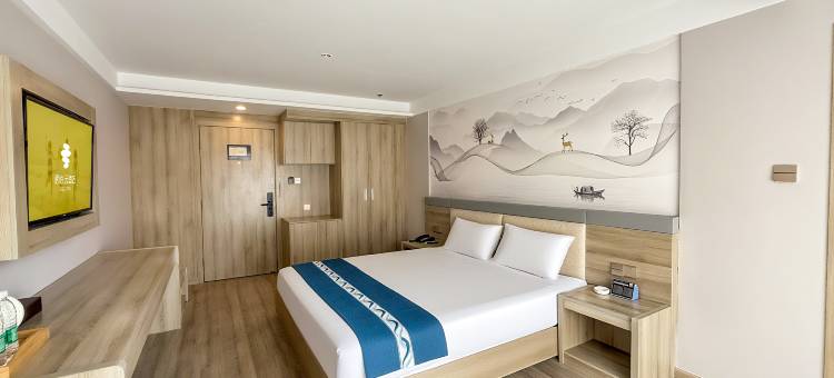 如家派柏·云酒店(西安高铁北站凤城九路地铁站店)图片