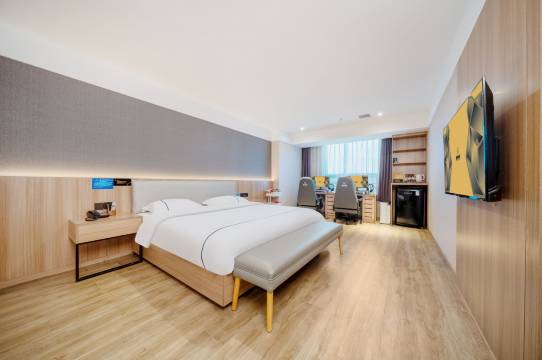 竞技熊电竞民宿(大钟楼店)