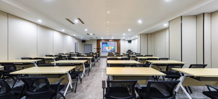 六盘水·大红杉酒店DAHONGSHANHOTEL(水城古镇店)图片