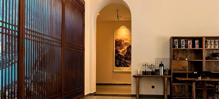 盐亭云尚四季酒店(县政府云溪实验中学店)图片