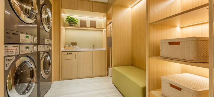 里白酒店(长沙湘雅医院地铁站省博物馆店)图片