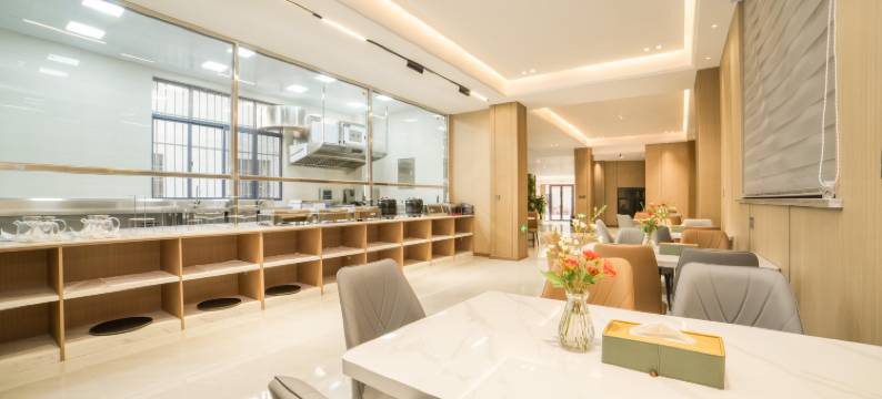 清伴·湖泉美宿(弥勒红河水乡店)图片