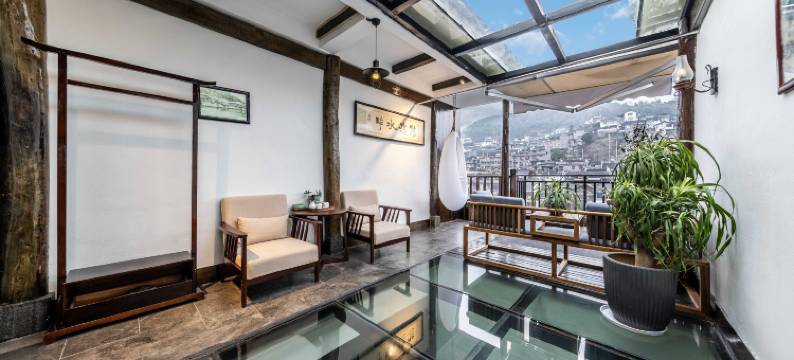 凤凰拾光·童年｜沱江180度夜景｜古城江景民宿图片