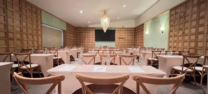 华欣安纳塔西拉海滩度假村(Anantasila Beach Resort Hua Hin)图片