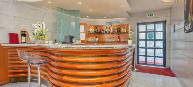 B&B Prestige 奥尔纳格酒店(B&B HOTELS Hotel Prestige Ornago)图片