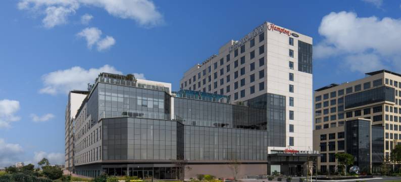 广州白云机场文旅城希尔顿欢朋酒店图片