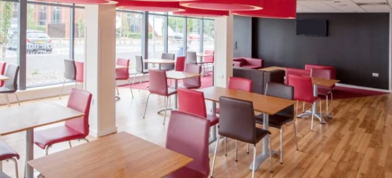 格拉斯哥布拉黑德旅游旅馆(Travelodge Glasgow Braehead)图片