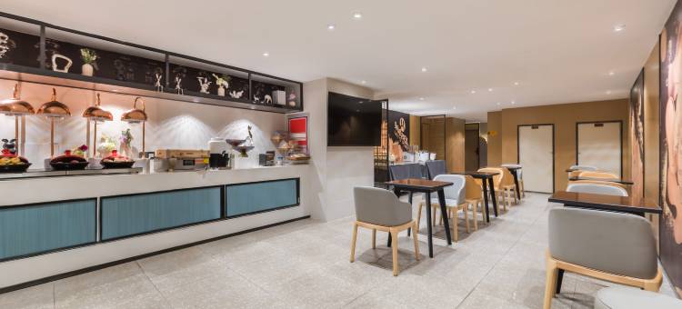 IU酒店(深圳福田口岸地铁站店)图片