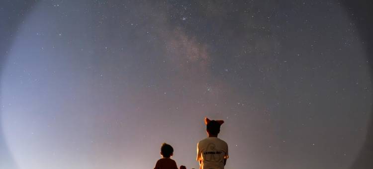 敦煌鸣沙野肆沙漠星空宿集图片
