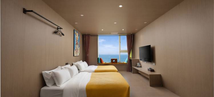 浪设计师海景酒店(威海国际海水浴场火炬八街店)图片