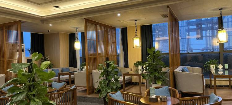 朋礼酒店(成都东郊记忆理工大学地铁站店)图片