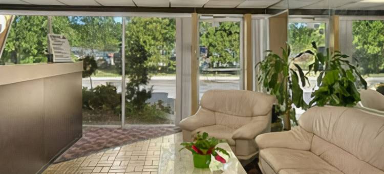 希克斯维尔长岛戴斯酒店(Days Inn by Wyndham Hicksville Long Island)图片