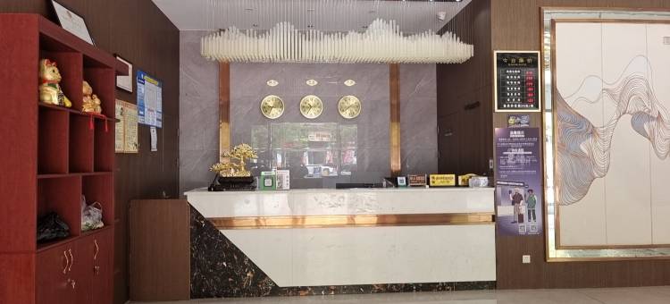 港湾半岛酒店(城口客运站店)图片