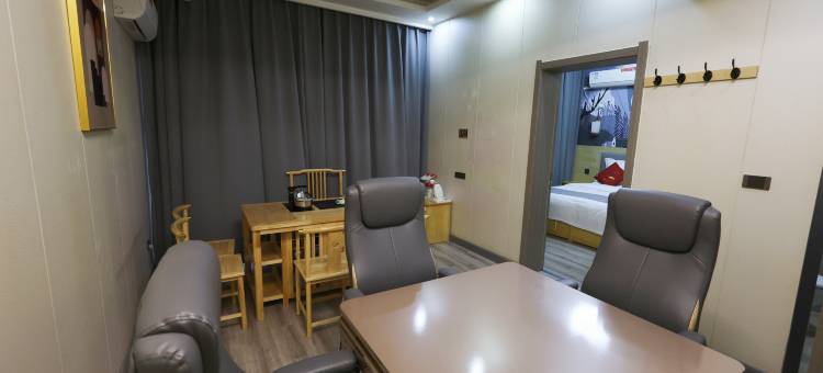 新野天润假日酒店图片