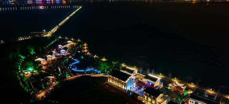 花筑·庐逸香村(九江庐山北海度假区店)图片