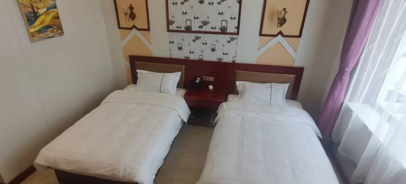 岢岚新中豪商务酒店图片