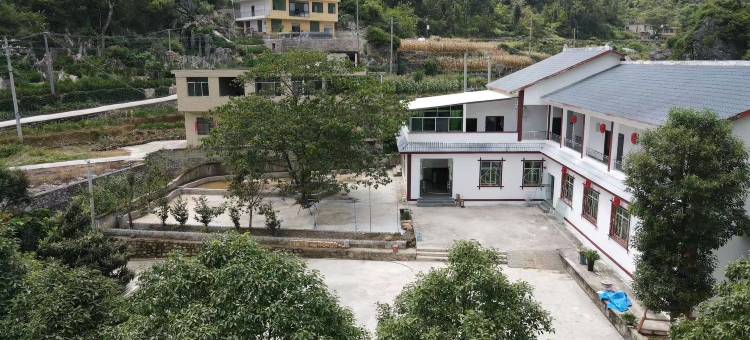 黄果树溪涧鸿盛民宿图片