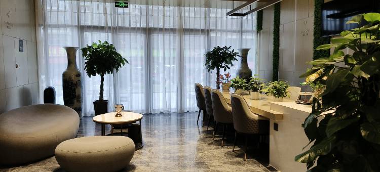 麗枫酒店(成都温江大学城万盛地铁站店)图片