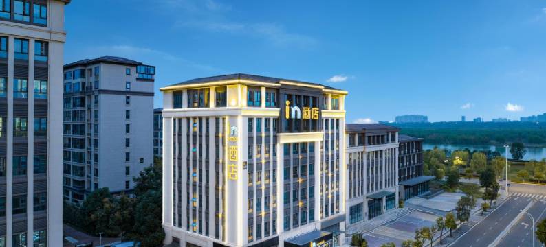 in酒店(襄阳市中级人民法院檀溪路店)图片