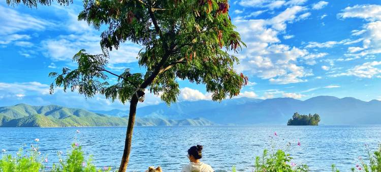 泸沽湖泥巴窝沐尘民宿图片