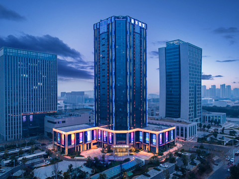 H酒店(汝州中央公园春禾国贸店)