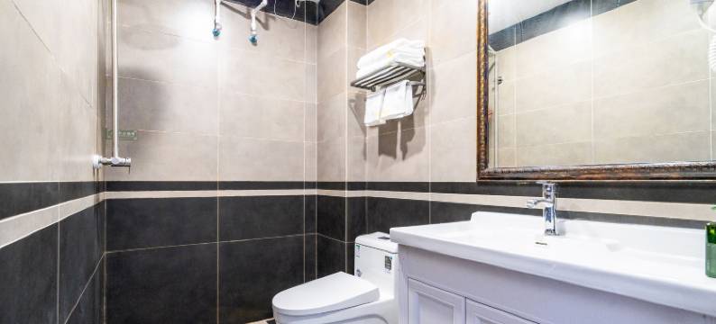 万合优选酒店(大连中山广场店)图片