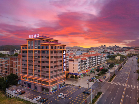 东埠酒店(赣州上犹黄埠镇政府工业园店)