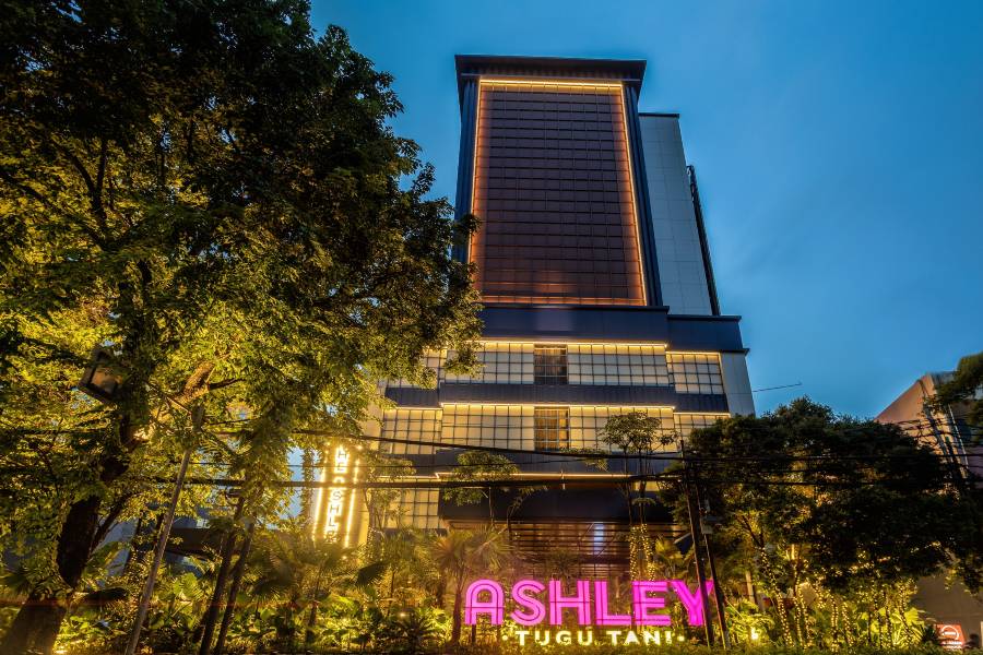 門騰農民紀念碑Ashley酒店