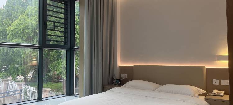 六安市金巴兰酒店图片