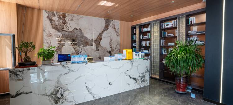 蓝登臻选酒店图片