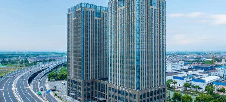 常熟云裳小镇昆承湖亚朵酒店图片