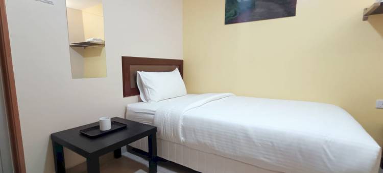 首都O 90897岛城酒店(Capital O 90897 Island City Hotel)图片