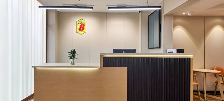 速8优选酒店(乌兰布统景区店)图片