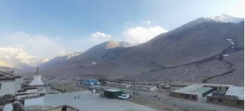 绒布旅馆图片