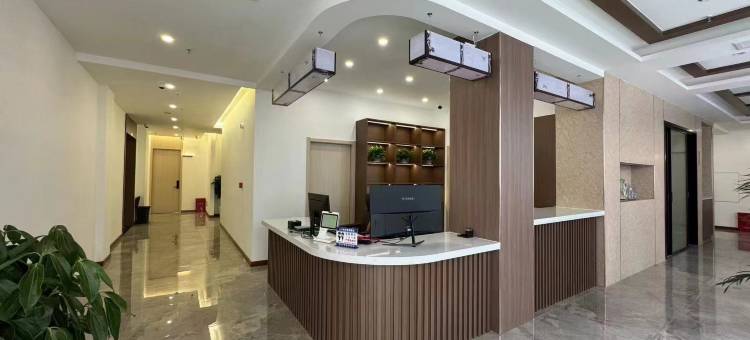 邻水润八方酒店图片