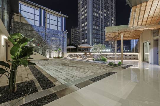 花筑·予雾民宿(重庆解放碑白象街店)图片