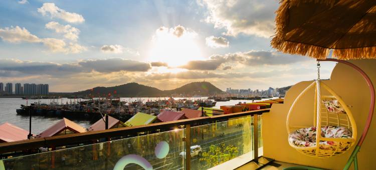 爱夏海景美宿(宝龙天地半升洞码头店)图片