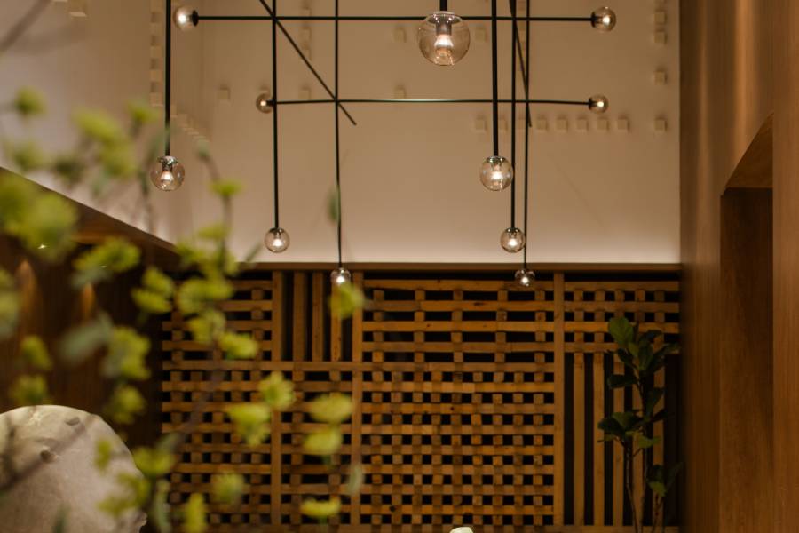 BEN·本酒店(遵義國貿春天百貨購物中心蘇州路店)