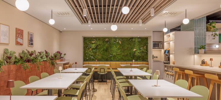 阿姆斯特丹史基浦机场迈克斯酒店(Maxhotel Amsterdam Airport Schiphol - Recently Renovated)图片