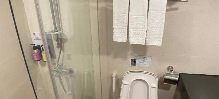 斑鳩巢行旅图片