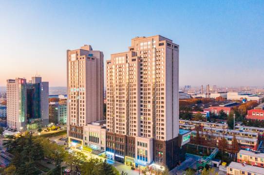 雅悦商务酒店(洛阳中州西路秦岭路地铁站店)