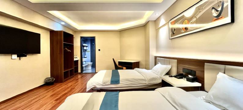 华悦酒店(包头国际会展中心天福广场店)图片