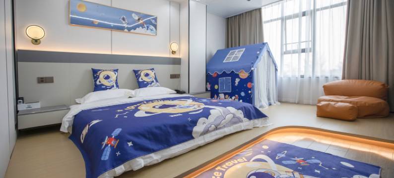 艾尚海景酒店(万尾金滩店)图片