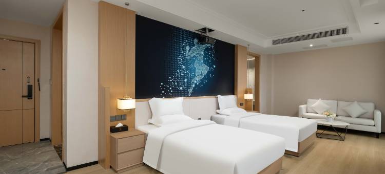 贵州文旅嘉怡·泳池国际度假酒店(凯里店)图片