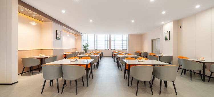 丽呈朗誉酒店(佛山三山新城北地铁站店)图片